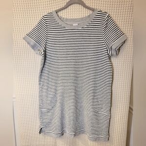 Chicos Sz 16 Dress Black/White Sh Sleeve Knit